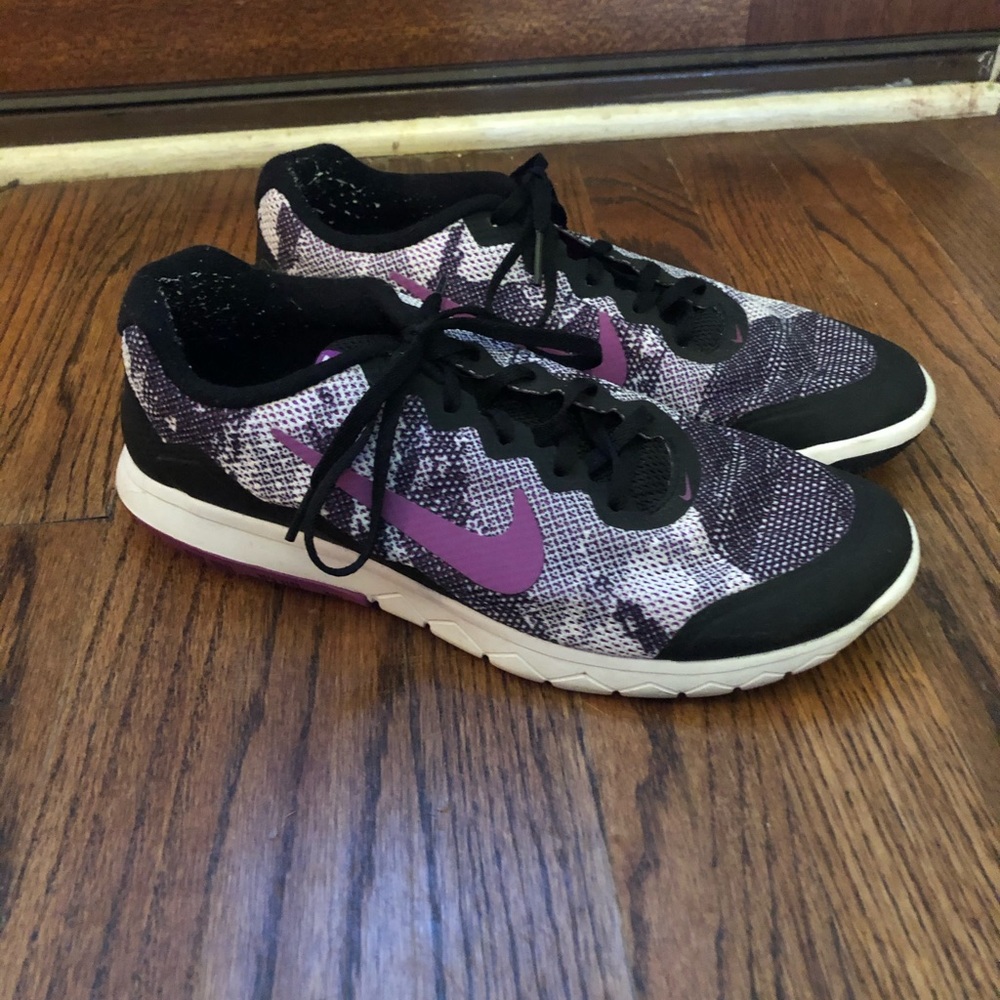 COPY - Ladies’ Nike Flex Experience RN 4